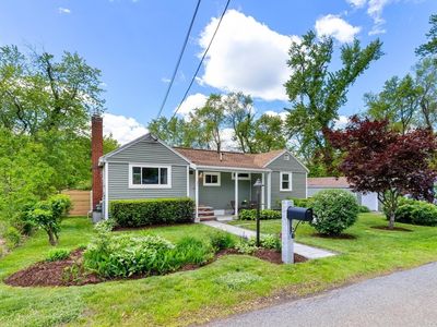 27 Waterview Ave, Billerica, MA, 01821