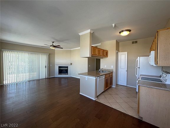 5th image of 2900 Sunridge Heights Pkwy APT 1328