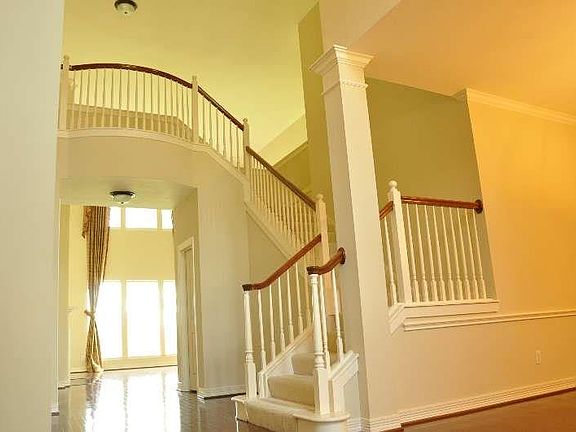 4th image of 2409 Delta Bridge Dr