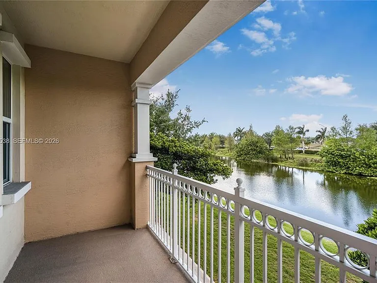 4025 Cascada Cir — Photo 12