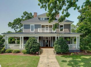 206 W Poinsett St, Greer, SC 29650