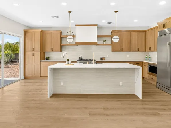 1651 Danbury Crossing Dr, Henderson, NV 89052