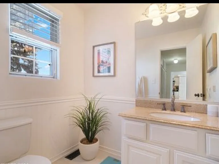 930 Oak Ridge Dr — Photo 10