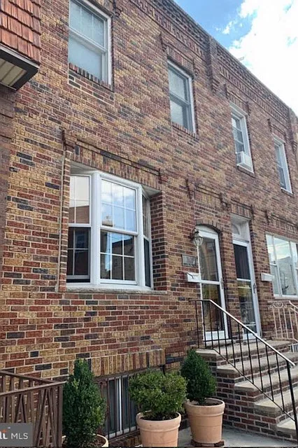 Front of home - 2447 S 9th St