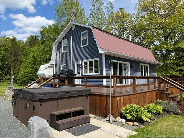 229 Two Eel River Ln, North Lake, NB E6H 0A4