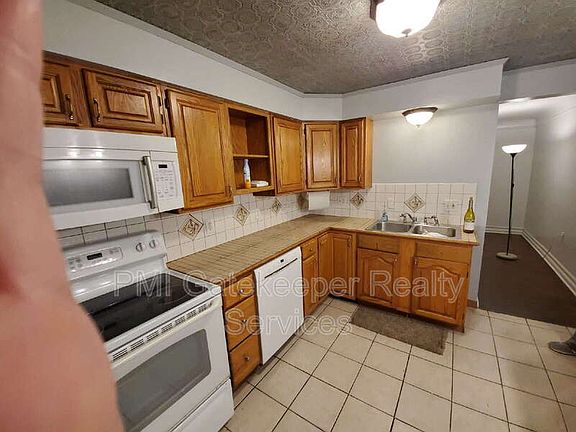 4th image of 5757 Cromley Dr