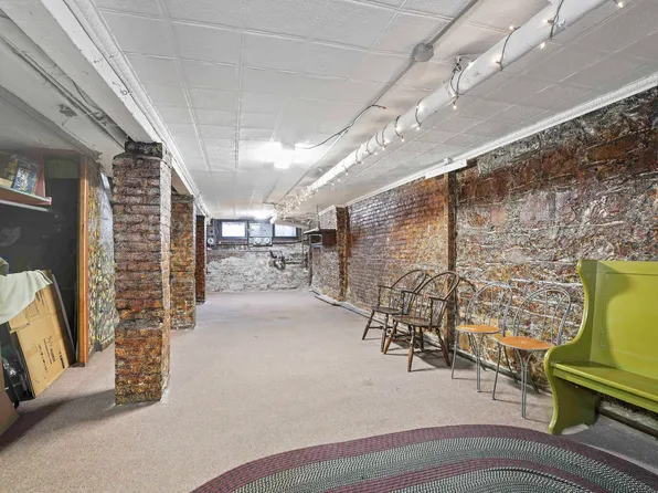 6 Lombardy Street image 33 of 48