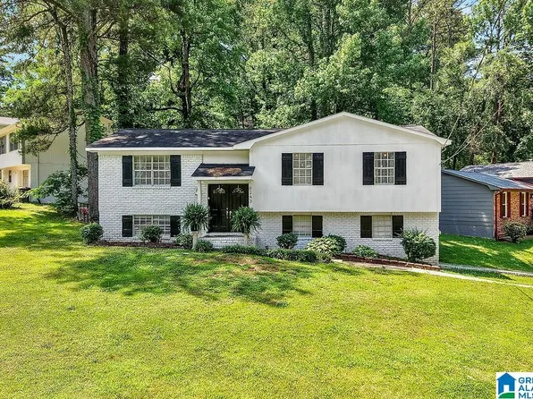 5243 Paramont Dr, Birmingham, AL 35210
