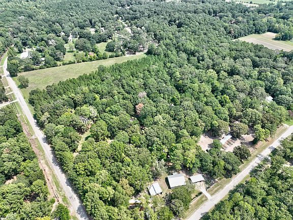 2nd image of 271 W Creek Ln