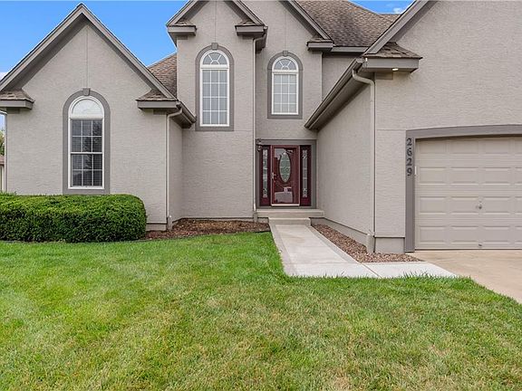 4th image of 2629 SW Wintergarden Dr