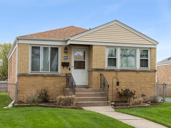 9966 Montrose Ave, Schiller Park, IL 60176