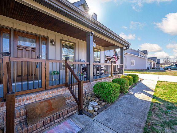 5th image of 8128 Savannah Hills Dr