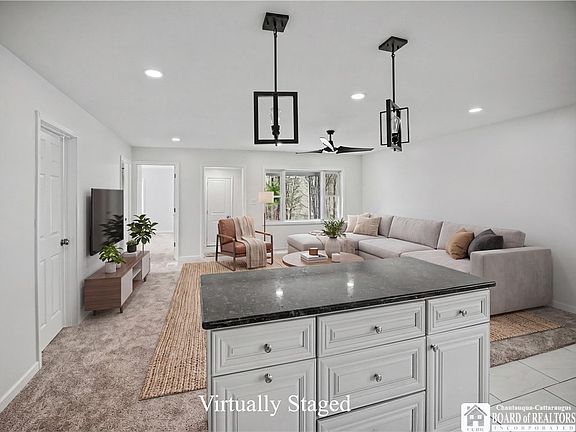 3rd image of 12 Waldemeere Ave