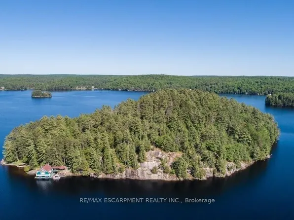 0 Crown Is, Muskoka Lakes, ON P0B 1E0