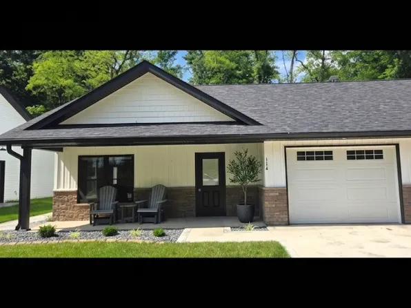 105A Miller Dr, Loogootee, IN