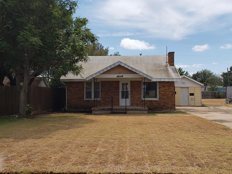 1st image of 409 W Stevenson Ave