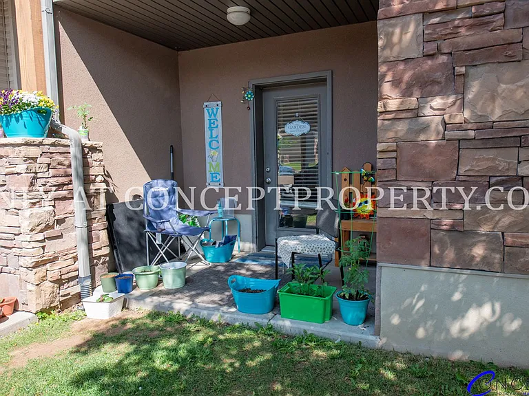 Woodland Cove — Photo 93