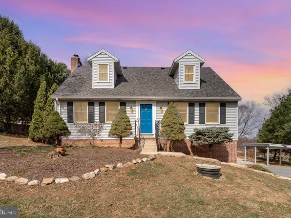 380 E Snyder Corner Rd, Red Lion, PA 17356