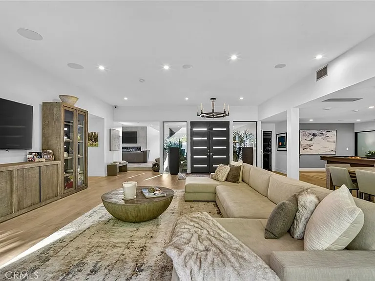 17 Monarch Bay Dr — Photo 40