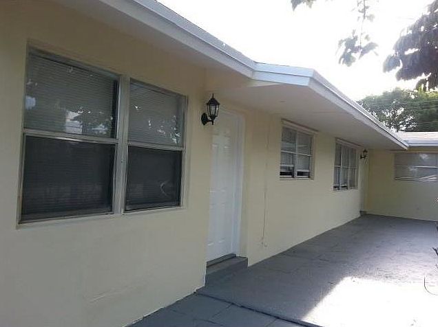 1st image of 1041 NW 7th Ter
