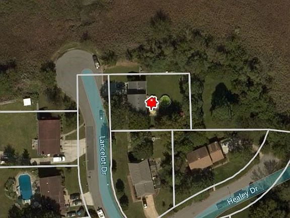 2nd image of 5828 Lancelot Dr