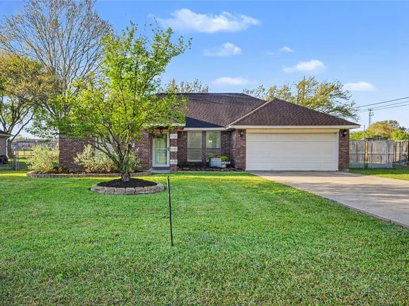 12431 9th St, Santa Fe, TX 77510