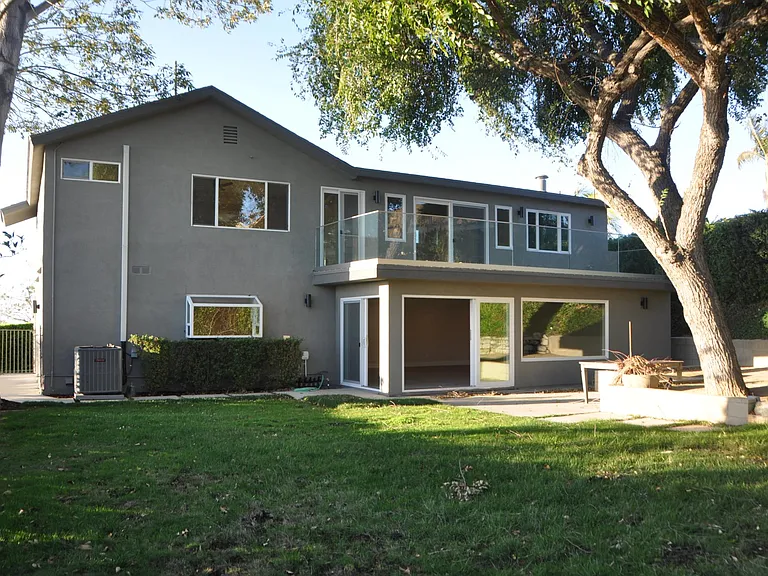3078 Zell Dr — Photo 20