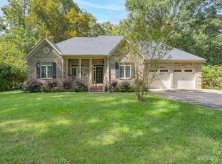739 Ragin Ln, Rock Hill, SC 29732