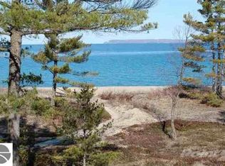 24 South Bch, Glen Arbor, MI 49636