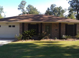 1694 Bluebonnet St, Vidor, TX 77662