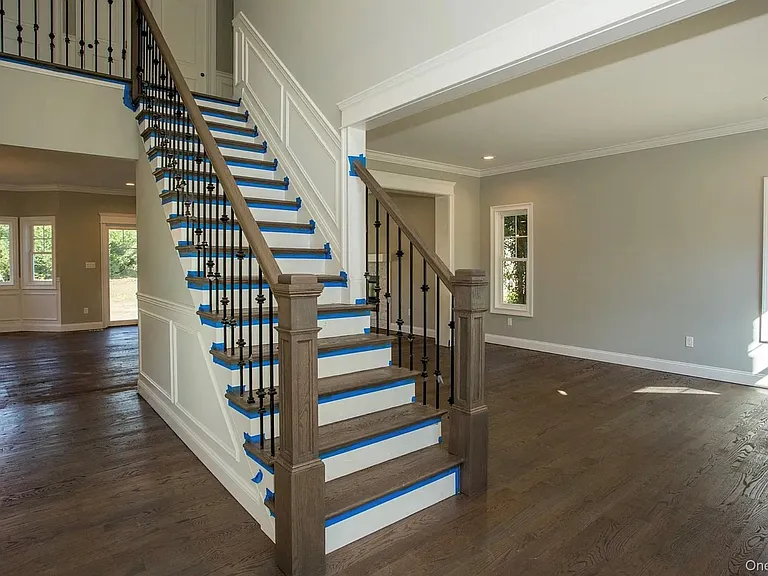 28 Fern Dr E — Photo 4