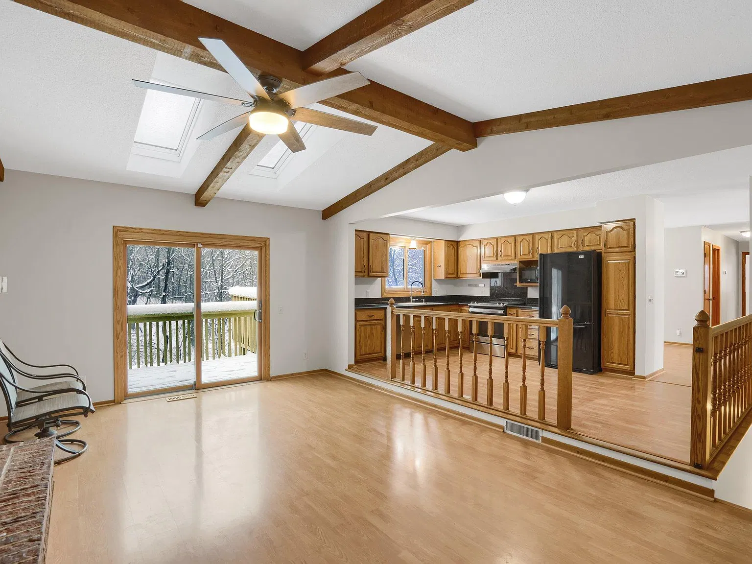 4 bed, 2640 sqft, $2,950 — Photo 3