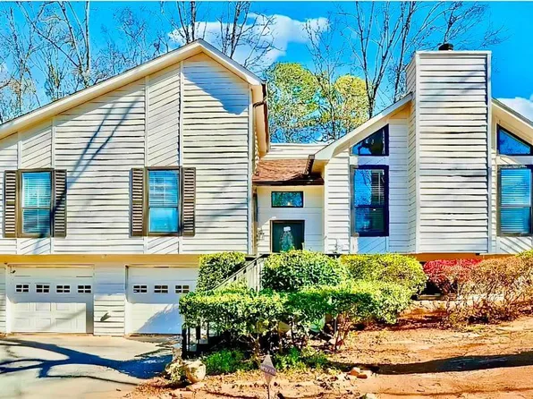 8555 Colony Club Dr, Johns Creek, GA 30022