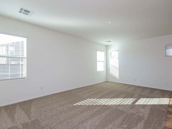 3rd image of 1311 E Dragonfly Ct
