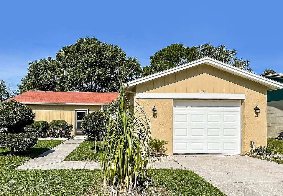 1064 Bridlewood Way