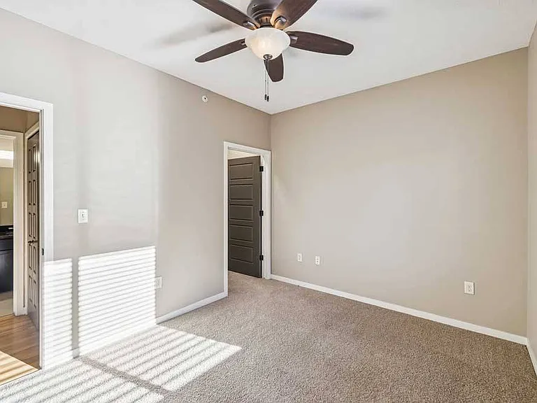 North Pointe Villas — Photo 108