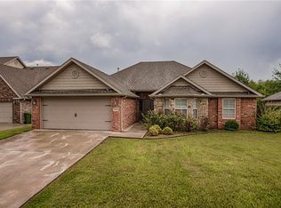 3303 S Stoney Point Rd, Rogers, AR 72758