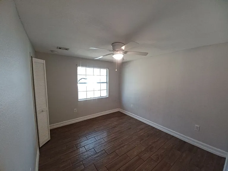 367 Montgomery Ave — Photo 7
