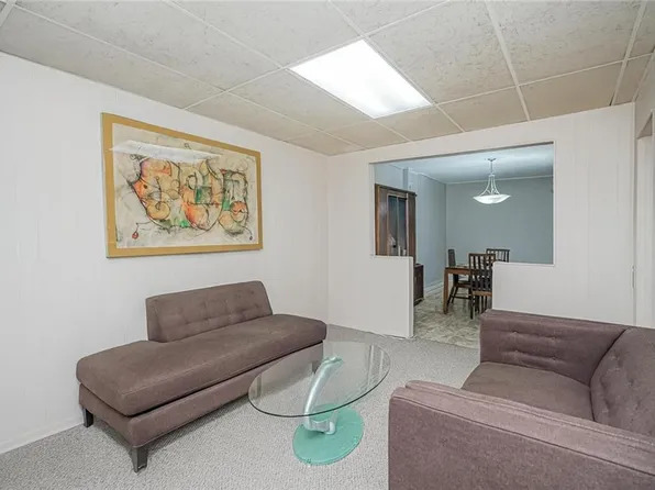 400 Lefferts Avenue image 11 of 40