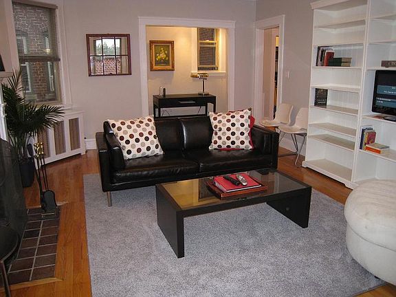 Living Room Facing Study