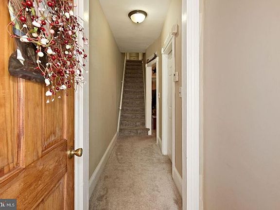 5th image of 111 Westminster Ave