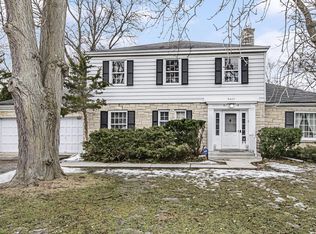 9400 Drake Ave, Evanston, IL 60203