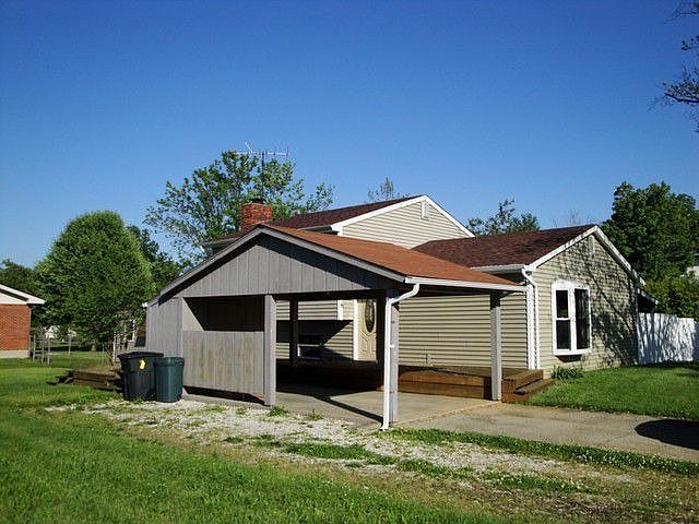 2nd image of 601 Transylvania Way