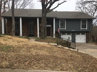 1326 Oakdale Dr, Bartlesville, OK 74006