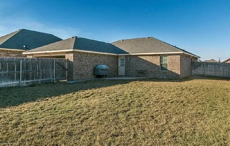3907 Arden Rd — Photo 12