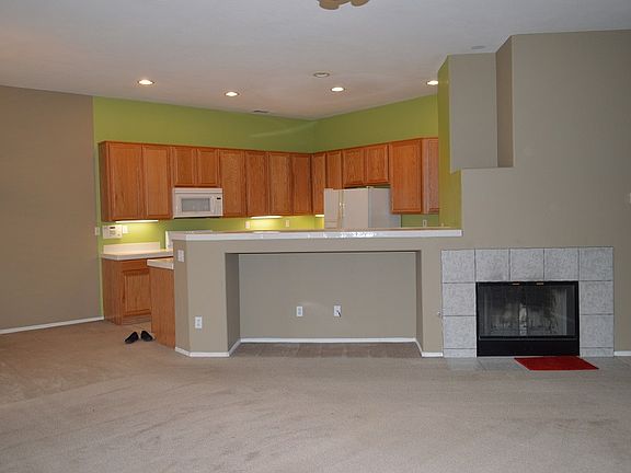 3rd image of 29139 Twin Arrow Cir
