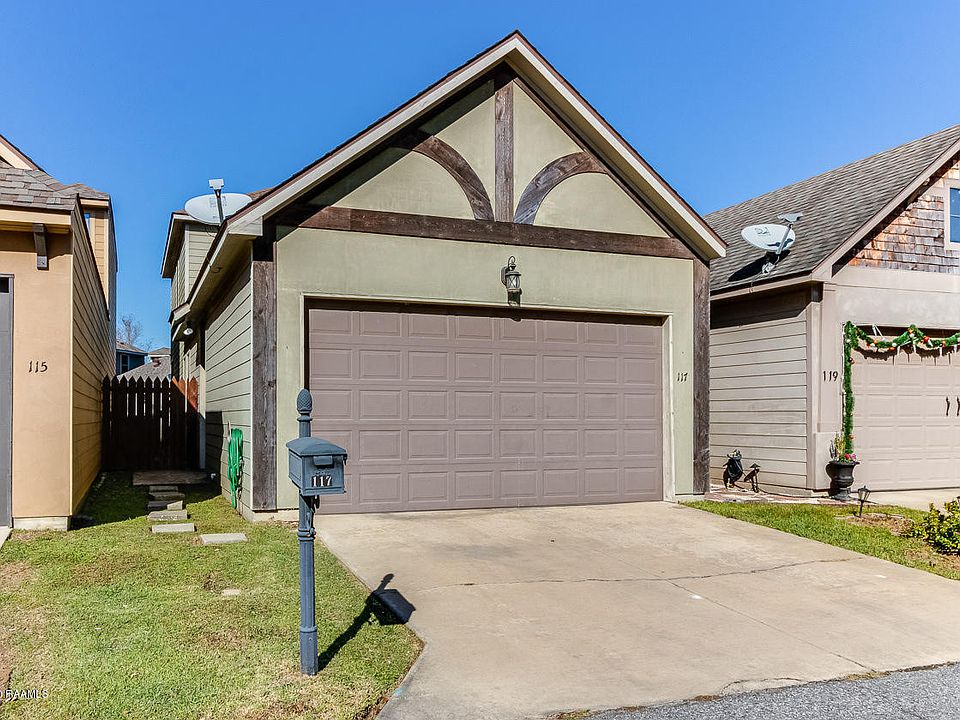 1st image of 117 Villa Park Ln