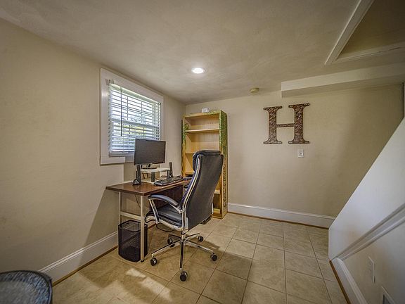 4th image of 3354 Brandywine Ave