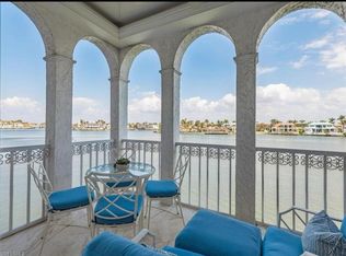 4000 Gulf Shore Blvd N APT 900, Naples, FL 34103