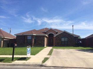 2071 Point Loma Dr, Eagle Pass, TX 78852